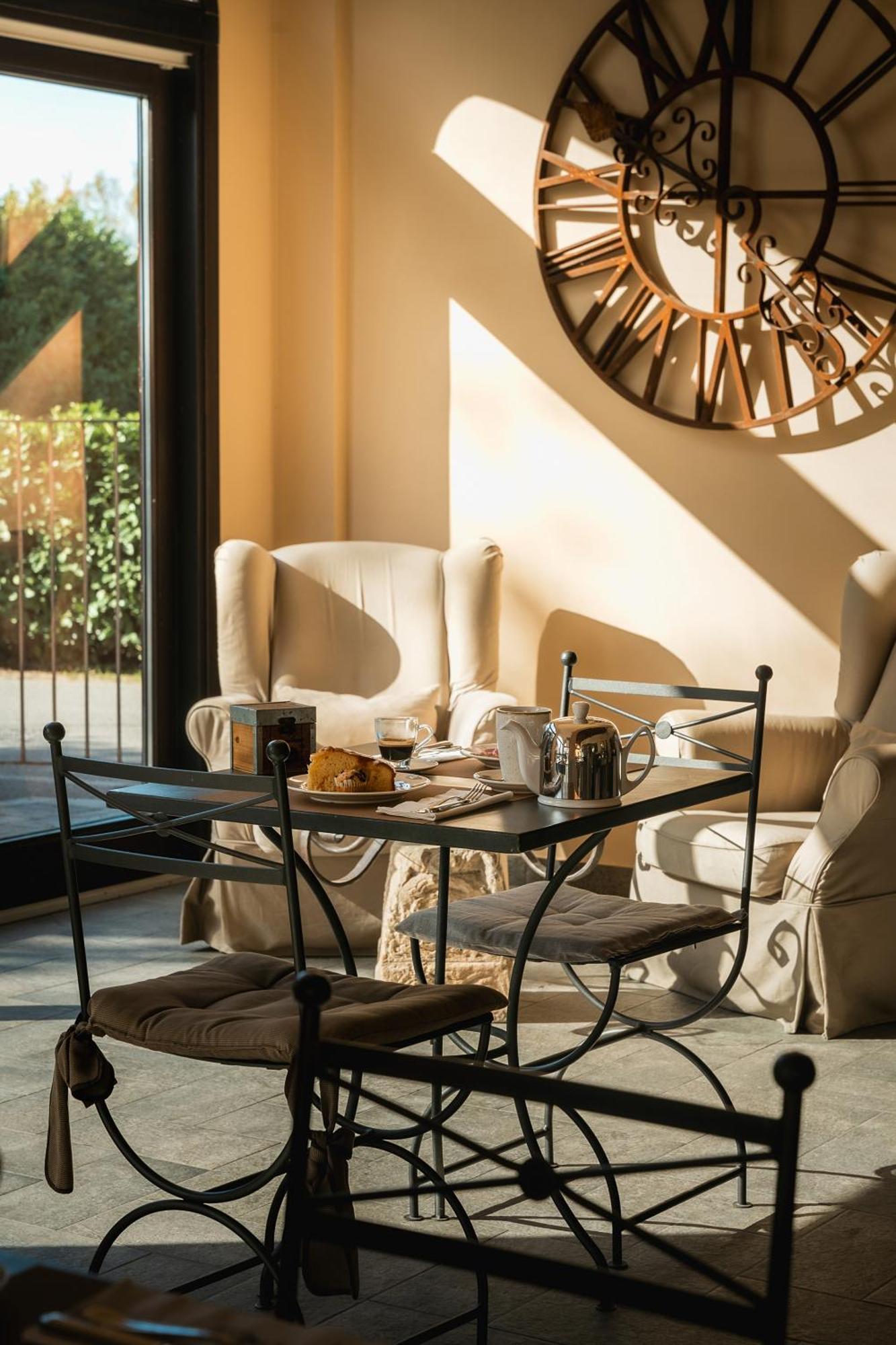 Hotel Equirelais Lomnago Zewnętrze zdjęcie