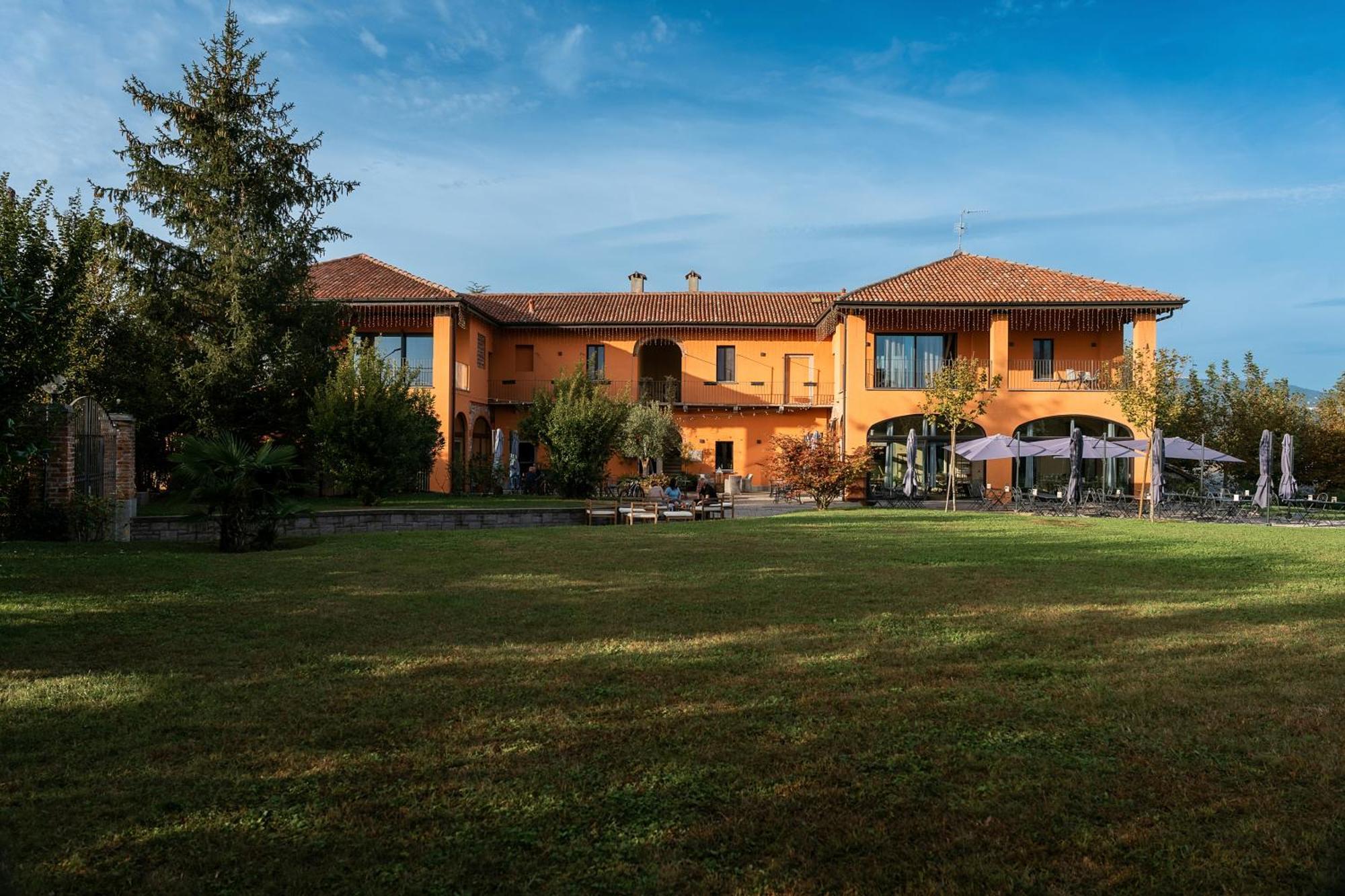 Hotel Equirelais Lomnago Zewnętrze zdjęcie