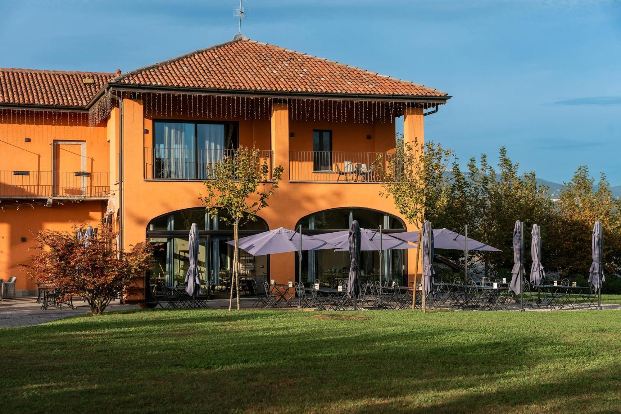 Hotel Equirelais Lomnago Zewnętrze zdjęcie