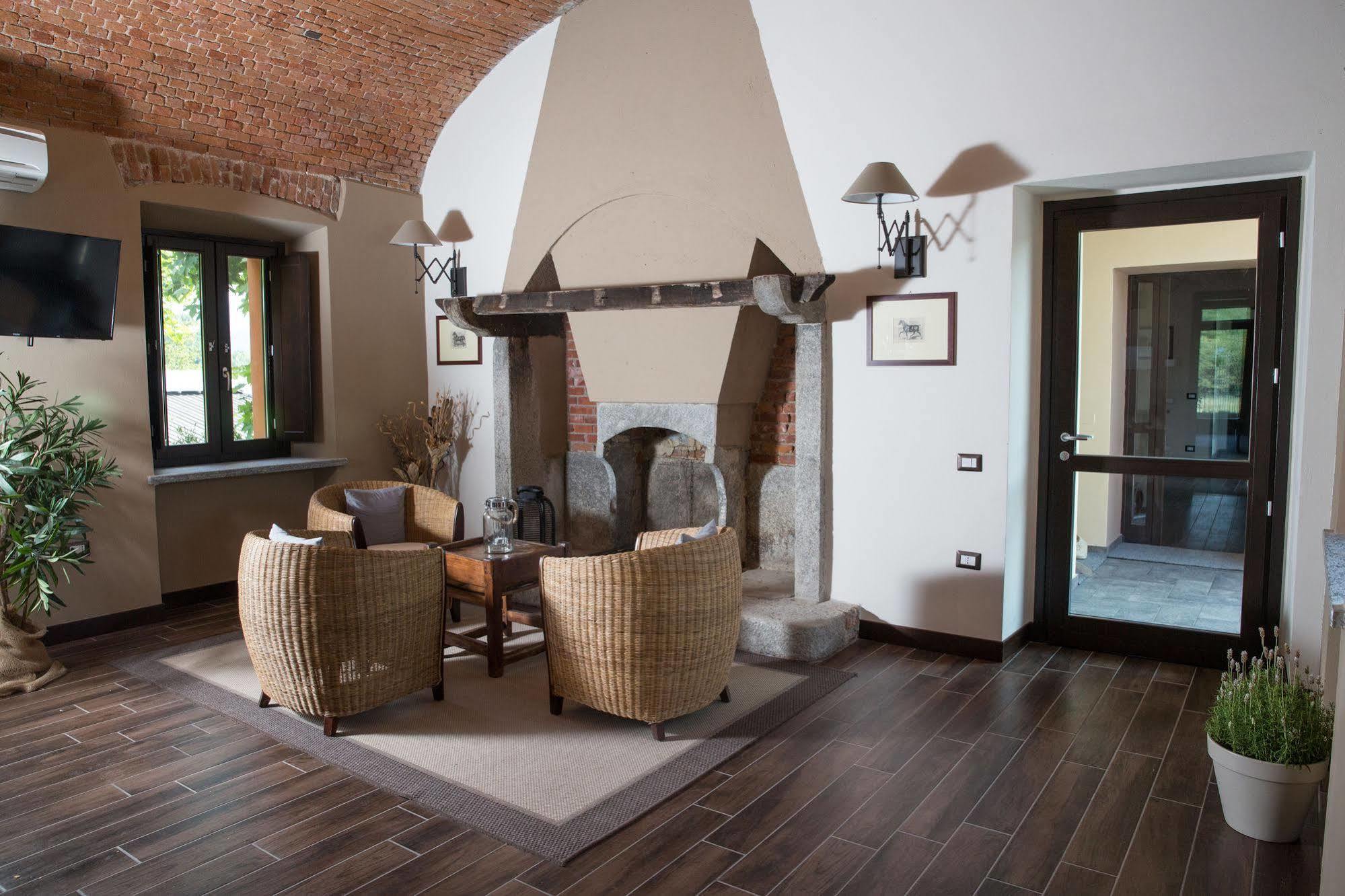Hotel Equirelais Lomnago Zewnętrze zdjęcie